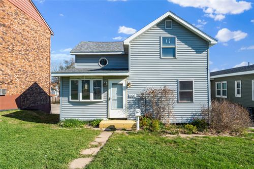 634 16th Ave Sw, Cedar Rapids, IA, 52404-2645 | Card Image