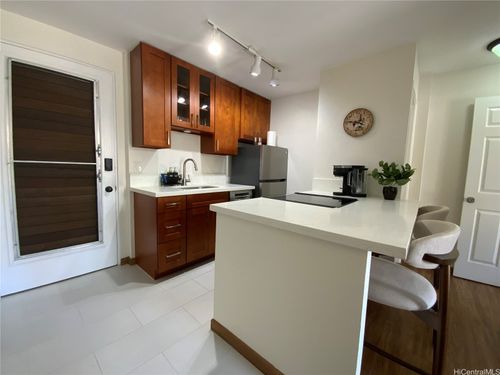 209-1535 Pensacola St, Honolulu, HI, 96822-3862 | Card Image