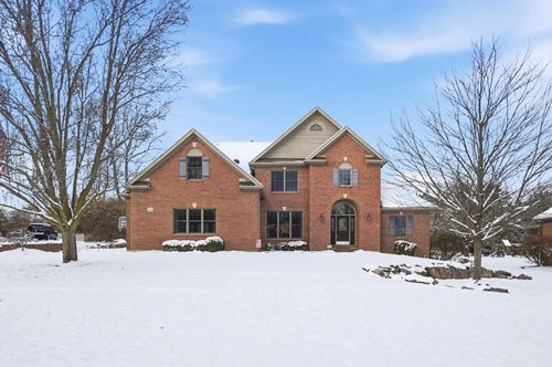 82 Countryside Dr N, Troy, OH, 45373-4570 | Card Image