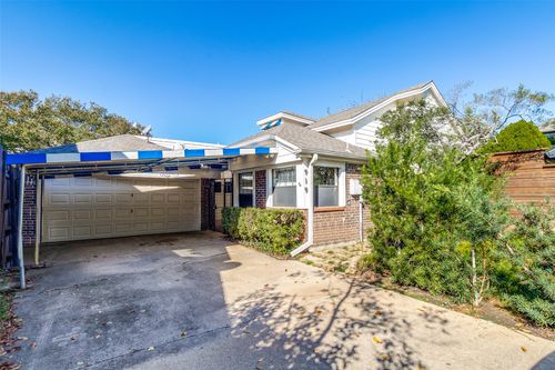 919 Liberty Ct, Dallas, TX, 75204-5557 | Card Image