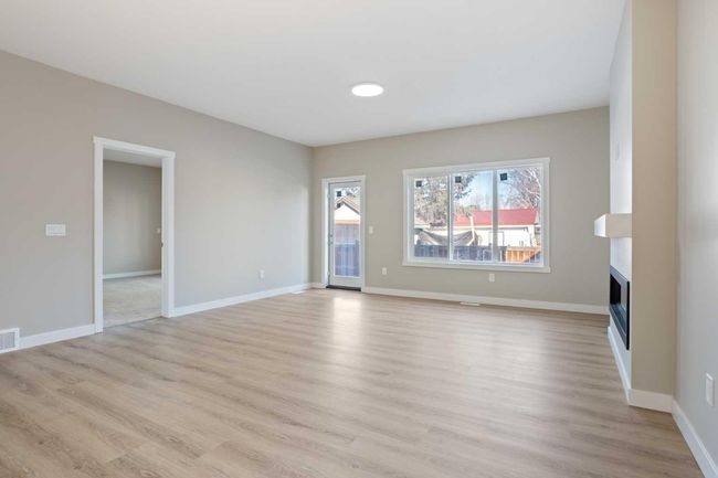 906 Macleod Trail Sw, House other with 5 bedrooms, 3 bathrooms and 3 parking in High River AB | Image 8