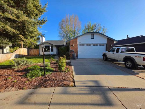 2753 E Hancock Ct, Boise, ID, 83706-6061 | Card Image
