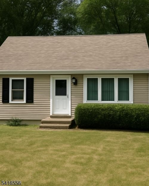 13 Central Ave, Pompton Lakes, NJ, 07442-1503 | Card Image