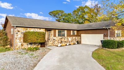 2579 Brownwood Drive Se, House other with 3 bedrooms, 2 bathrooms and null parking in Cleveland TN | Image 2