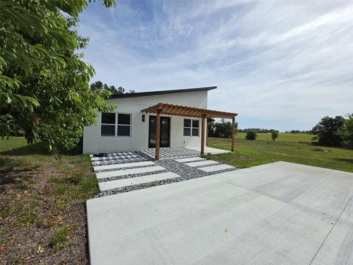 17951 Se 62nd St, Morriston, FL, 32668-4584 | Card Image