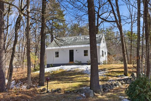 39 Pipeline Road, Windham, ME, 04062 | Card Image