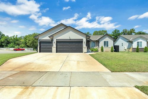 3002 E Maywood St, Wichita, KS, 67216-3546 | Card Image