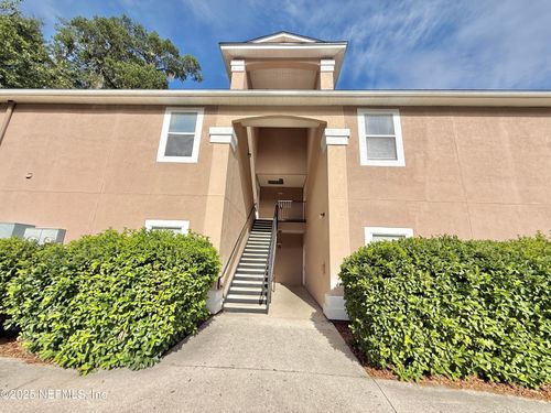 207-6788 Manotak Oaks Dr, JACKSONVILLE, FL, 32210-1193 | Card Image