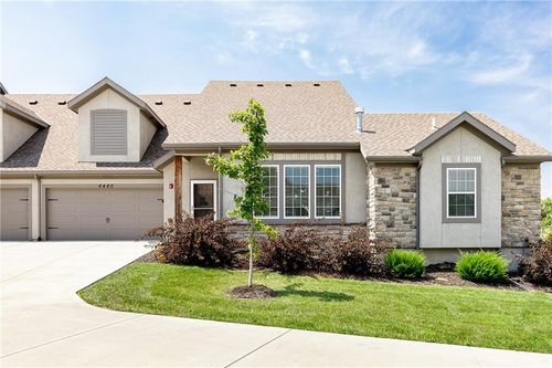 6480 Barth Rd, Shawnee, KS, 66226-3520 | Card Image
