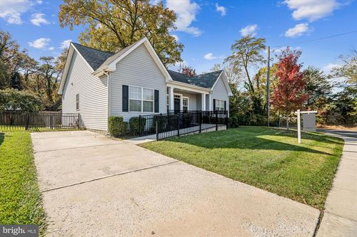 4801 Chief Chris Kyle Ct, RIVERDALE, MD, 20737-2020 | Card Image