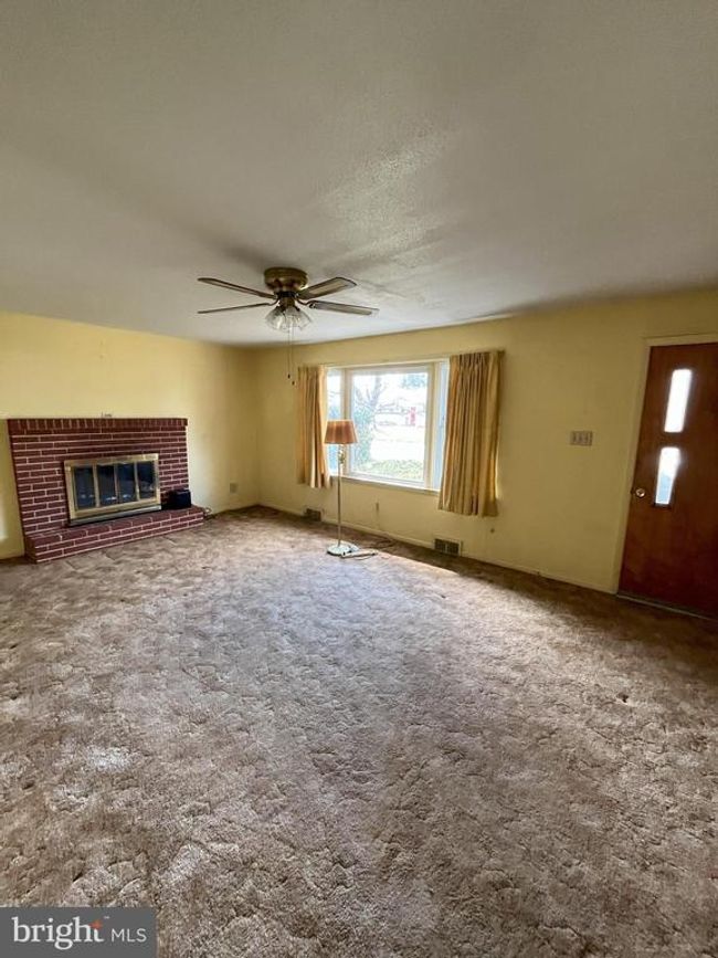 1895 Douglas Dr, House other with 3 bedrooms, 2 bathrooms and null parking in CARLISLE PA | Image 12