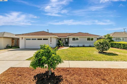 5324 Selma Ave, Fremont, CA, 94536-7229 | Card Image