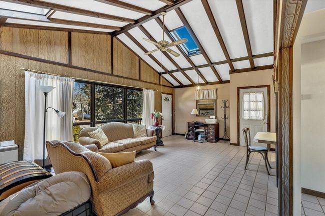 Living Room | Image 5