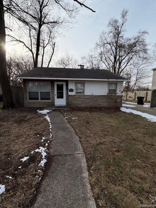 22921 Rosewood St, Oak Park, MI, 48237-2909 | Card Image