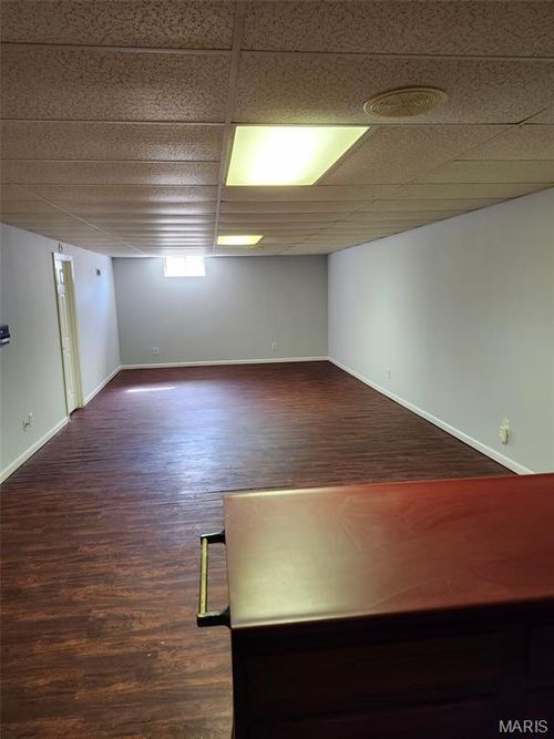 12303 White Cap Ln, Florissant, MO, 63033-4719 | Card Image