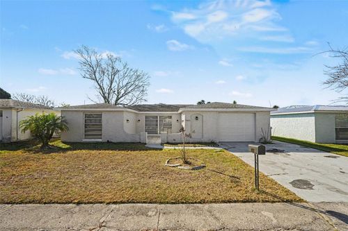 7406 Westwind Dr, PORT RICHEY, FL, 34668-3751 | Card Image