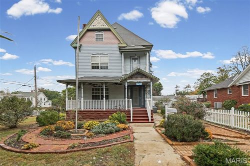 679 W Saint Louis St, Nashville, IL, 62263-1210 | Card Image