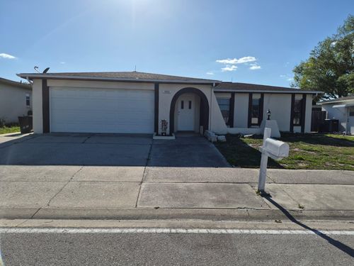 9303 Morehead Ln, PORT RICHEY, FL, 34668-4421 | Card Image