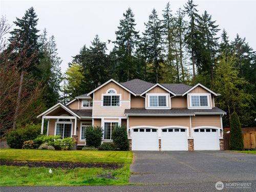 27661 Mcintosh Loop Ne, Kingston, WA, 98346-7668 | Card Image
