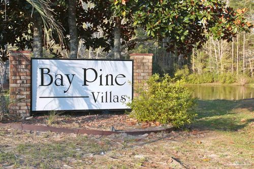 424 Shadow Way Ln, Pensacola, FL, 32506-6083 | Card Image