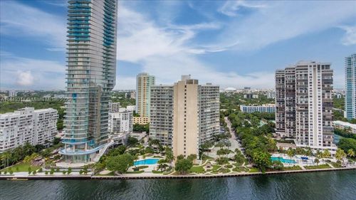 apt-14d-2451 Brickell Ave, Miami, FL, 33129-2421 | Card Image