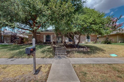 2251 Woodcreek Street, Carrollton, TX, 75006 | Card Image