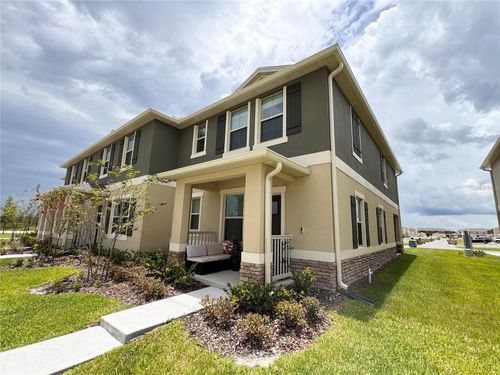 2095 King Ranch St, Kindred, FL, 34744-5751 | Card Image