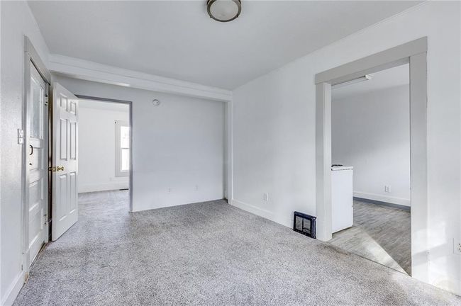 616 1 St St E, House other with 2 bedrooms, 1 bathrooms and null parking in Roundup MT | Image 6