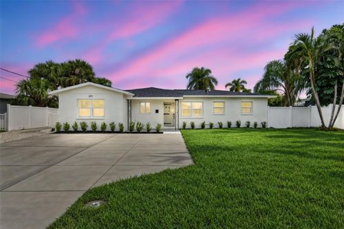 223 94th Ave Ne, SAINT PETERSBURG, FL, 33702-2649 | Card Image