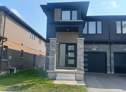 74 Acacia Rd, Fonthill, ON, L0S1E1 | Card Image