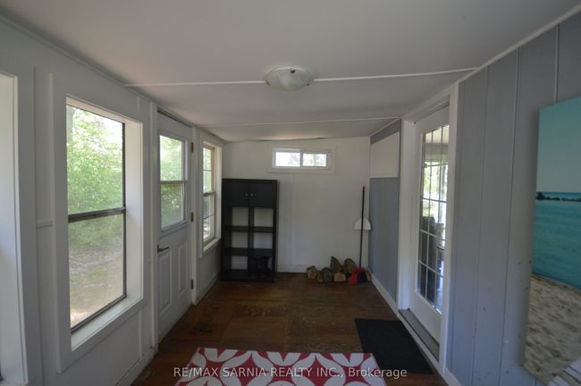 6208 London Rd, House other with 2 bedrooms, 1 bathrooms and null parking in Kettle And Stony Point Fn ON | Image 7