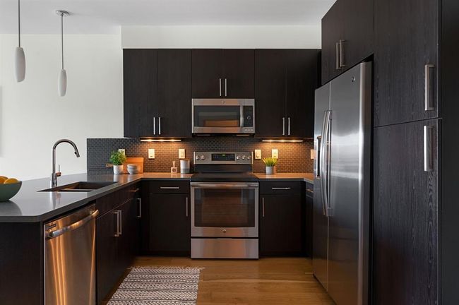 APT-501 - 3600 S Lamar Blvd, Condo with 1 bedrooms, 2 bathrooms and null parking in Austin TX | Image 4
