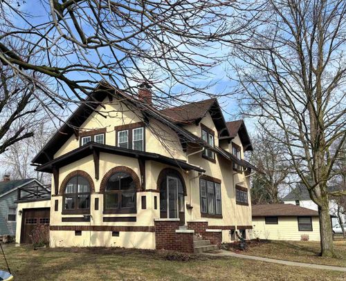 205 Bryan St, Berne, IN, 46711-2103 | Card Image