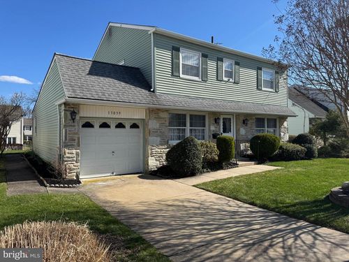 13039 Richwood Rd, PHILADELPHIA, PA, 19116-1316 | Card Image