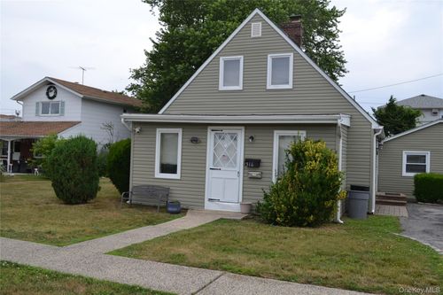 516 Long Beach Road, Hempstead, NY, 11558 | Card Image