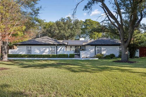 18 Legend Rd, Benbrook, TX, 76132-1038 | Card Image
