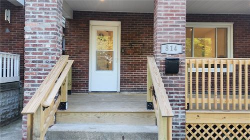 814 Delmont Ave, Pittsburgh, PA, 15210-1212 | Card Image