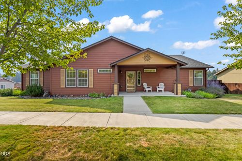 534 Ne Brookstone Dr, Prineville, OR, 97754-3221 | Card Image