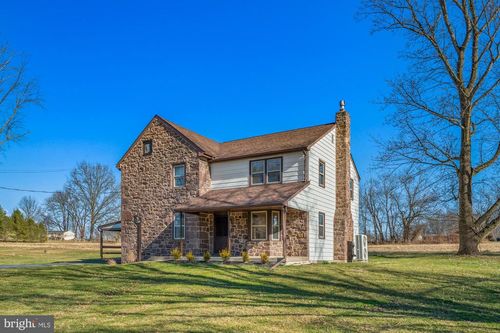 527 Bethel Church Rd, SPRING CITY, PA, 19475-9660 | Card Image