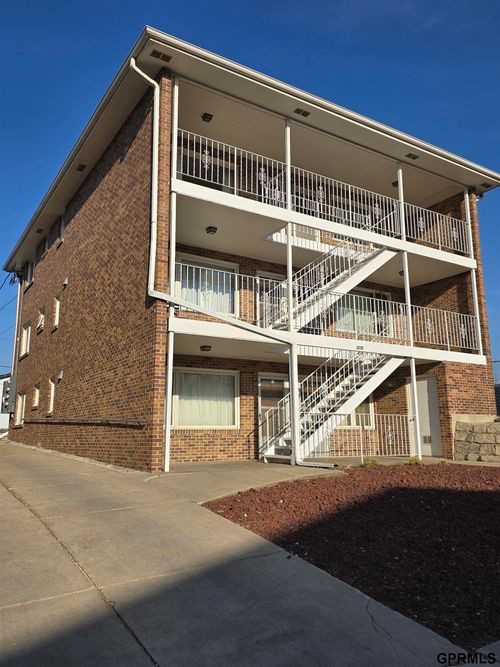 3235 S 12th St, Lincoln, NE, 68502-4501 | Card Image