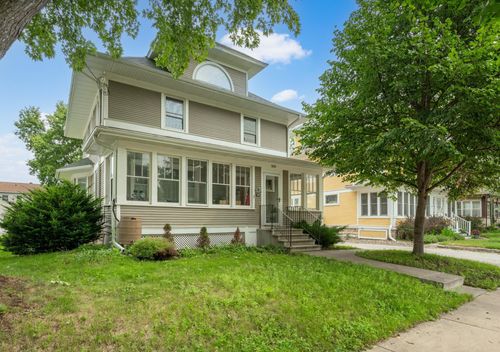 909 E Center St, Rochester, MN, 55904-4601 | Card Image