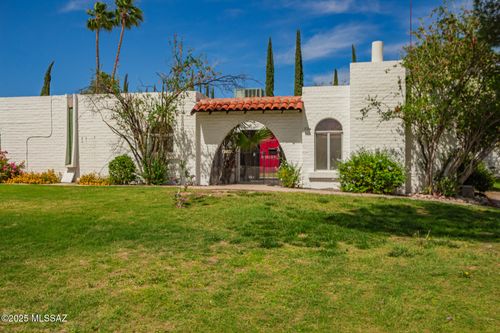 724 W Roller Coaster Road, Tucson, AZ, 85704 | Card Image