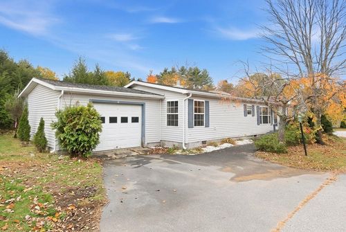 41 Great Brook Dr, Belmont, NH, 03220-4401 | Card Image