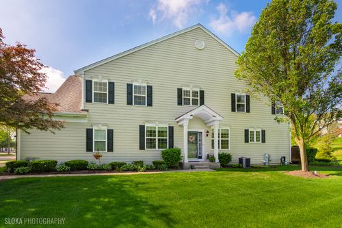 1110 Pine Valley Ct, Elgin, IL, 60124-3118 | Card Image