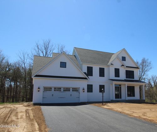 13 a Wyatt'S Way, Clifton Park, NY, 12065 | Card Image