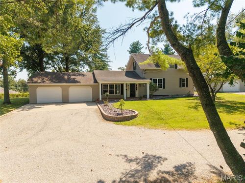 700 Feltz St, Perryville, MO, 63775-3021 | Card Image