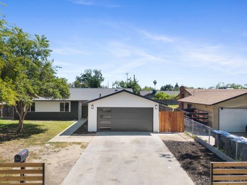 1704 N Giddings Street, Visalia, CA, 93291 | Card Image