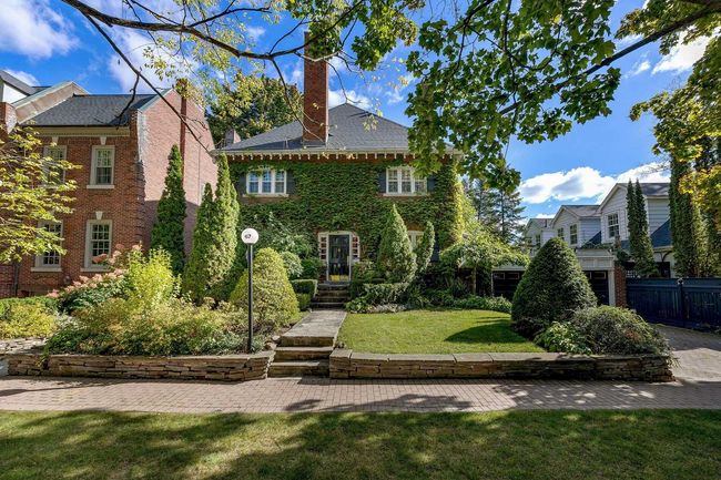 67 Chestnut Park Rd, House other with 5 bedrooms, 5 bathrooms and 4 parking in Toronto ON | Image 30
