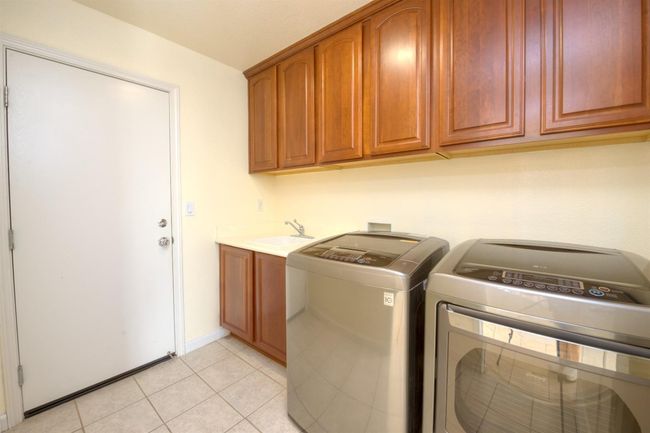 1441 Shearwater Drive, House other with 5 bedrooms, 4 bathrooms and null parking in Patterson CA | Image 12