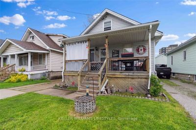 356 Exmouth St, House other with 3 bedrooms, 2 bathrooms and 2 parking in Sarnia ON | Image 2